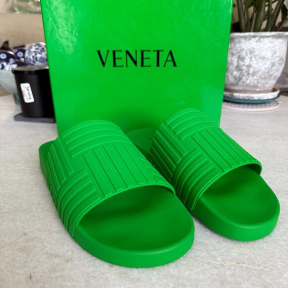 BOTTEGA VENETA 690105 Men\'s Slider‎ Pool Slide Sandals In Green Rubber, sz 45 main image 10